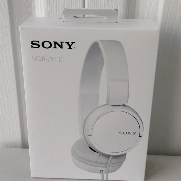Sony Headphones - Picture 14 of 14